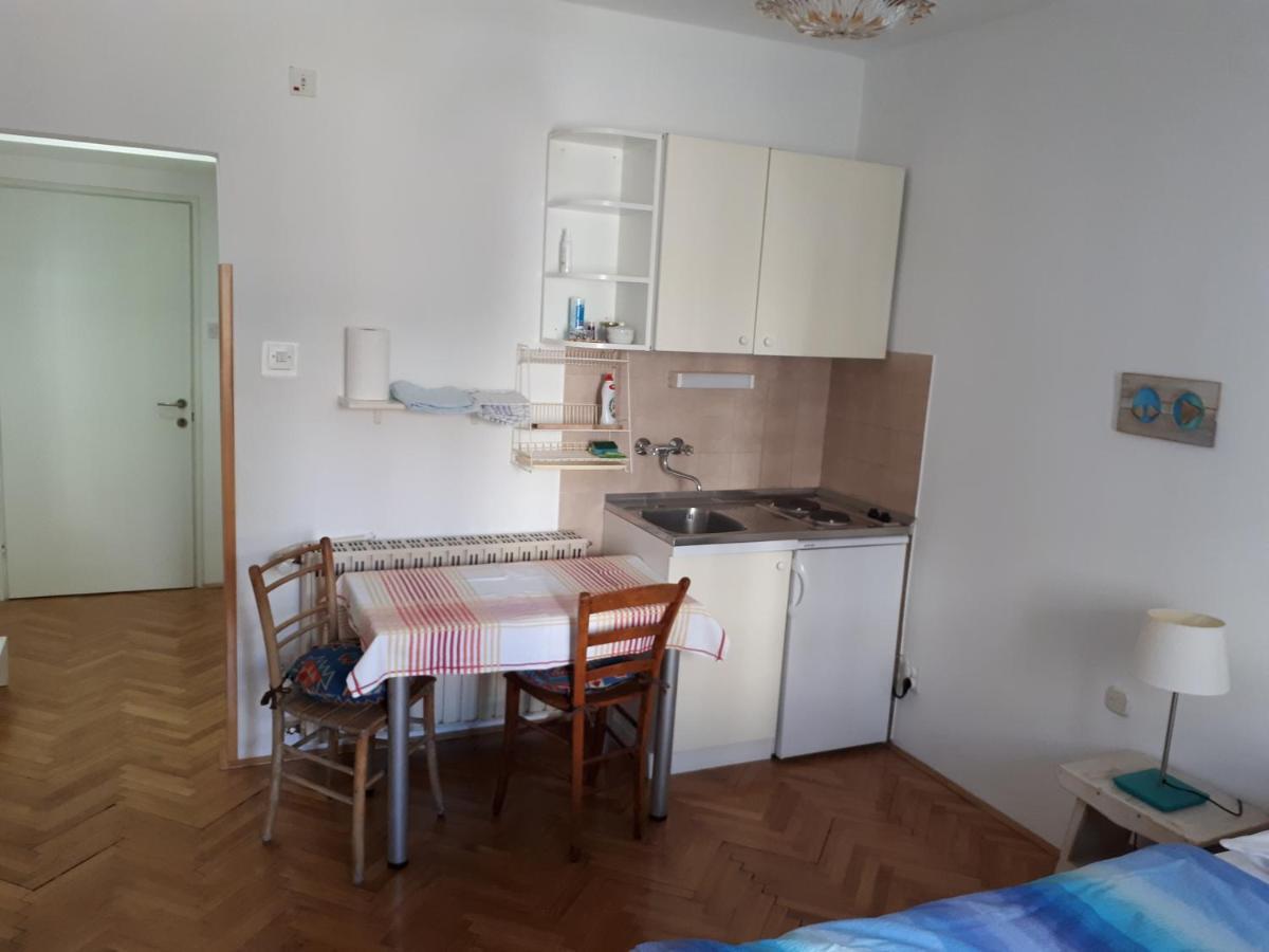 Apartments Lucija Stari Grad  Exterior foto